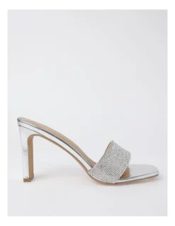Best Pirce ⌛ Collection Kiwi 💯 Sandal In Silver ❤️