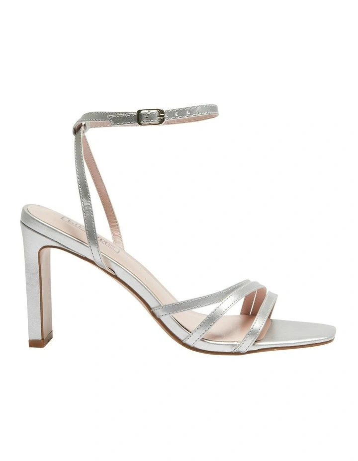 Best deal π― Pink Inc Lara Sandals In Silver Metallic π