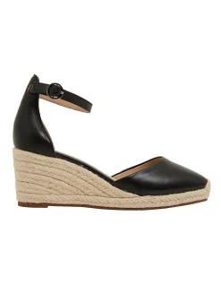 Brand new 🥰 Jane Debster Peru Black Glove Sandals 🌟