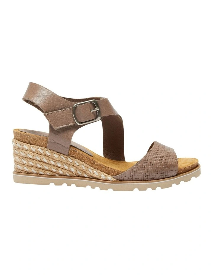 Promo π Easy Steps Theo Sandals In Taupe Glove π