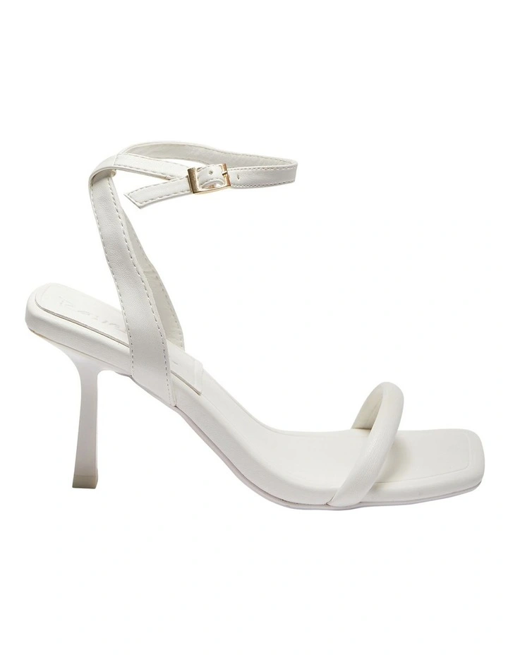 Best reviews of βοΈ Ravella Indy White Smooth Sandals π
