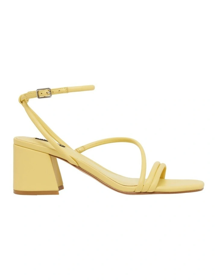 Discount β¨ Nine West Gloro π Sandals In Yellow π―