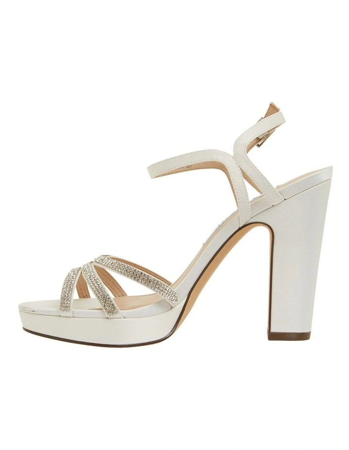 New π NINA Saralyn Ivory Satin Sandals π - Image 3