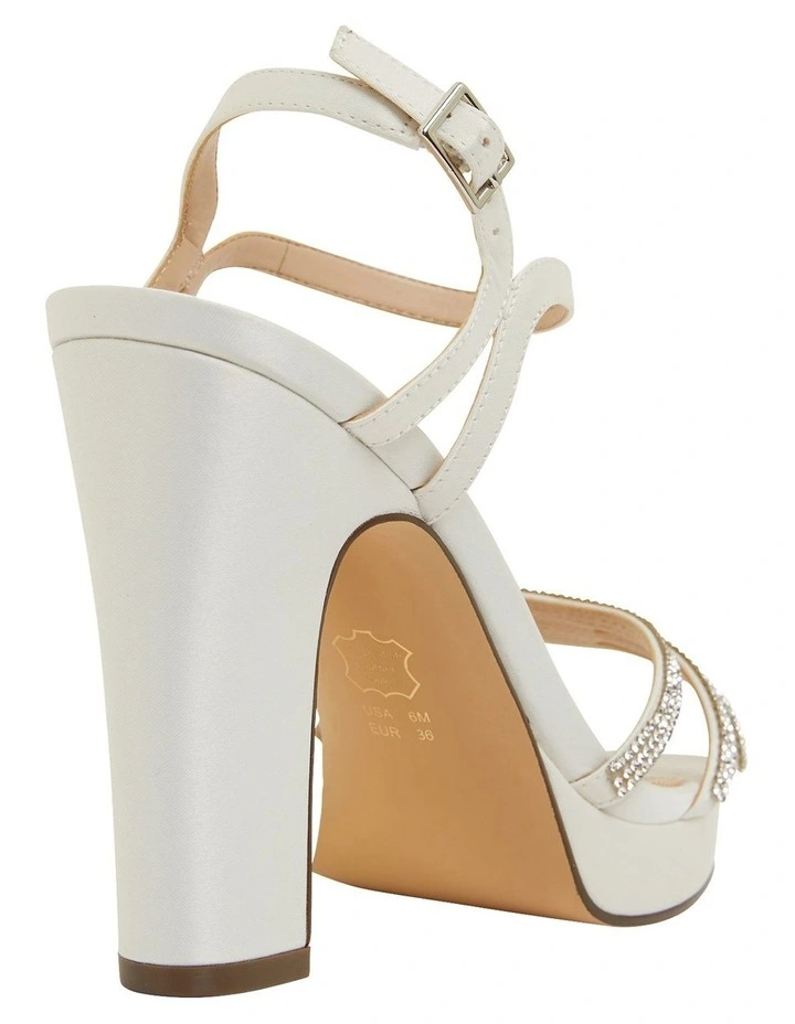 New π NINA Saralyn Ivory Satin Sandals π - Image 4