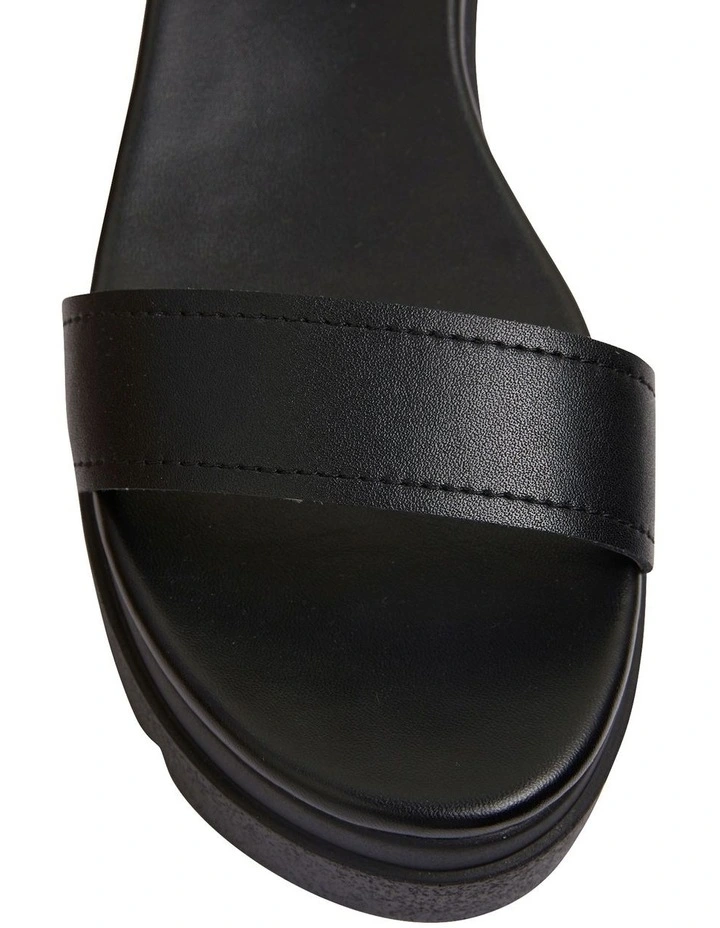 Flash Sale β€οΈ Sandler Cameron Black Smooth Sandals π€© - Image 6