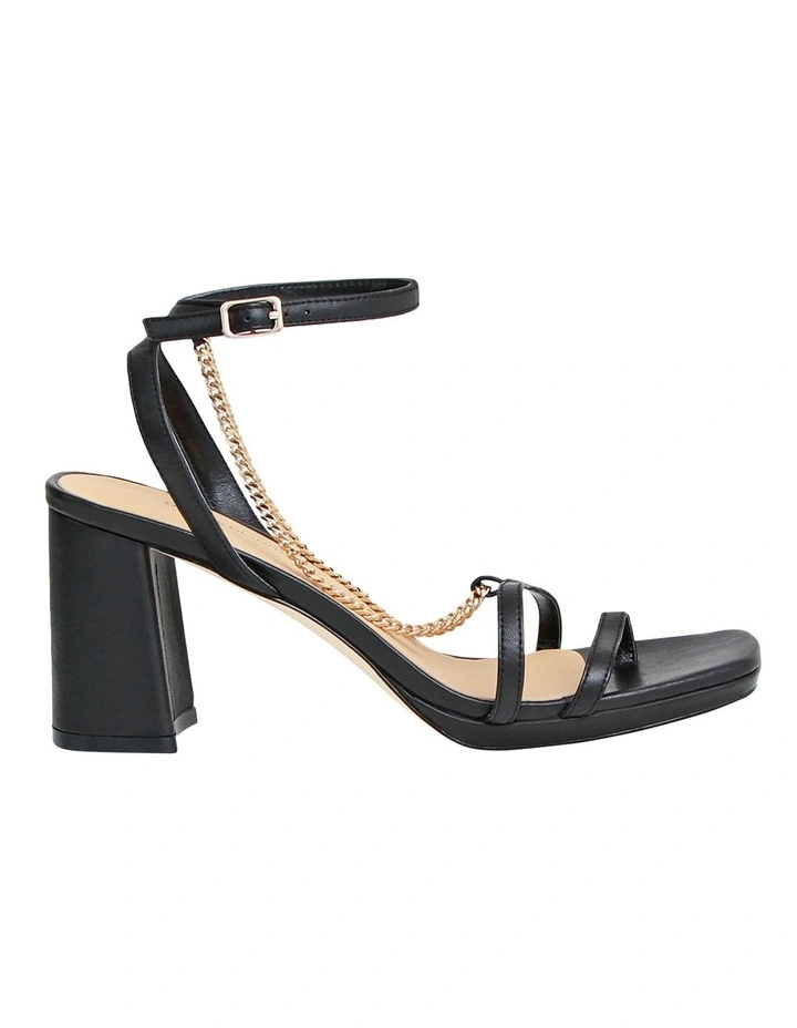 Flash Sale π Belle & Bloom Stars Aligned Black Chain Heel π