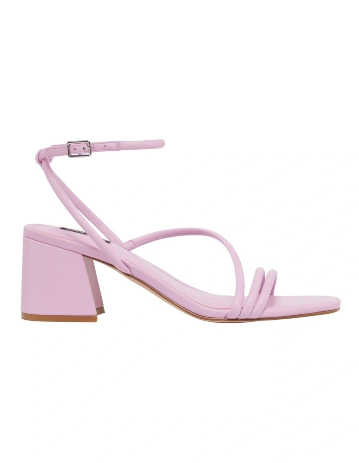 Brand new βοΈ Nine West Gloro Tie-Up π₯° Sandal In Lilac π₯