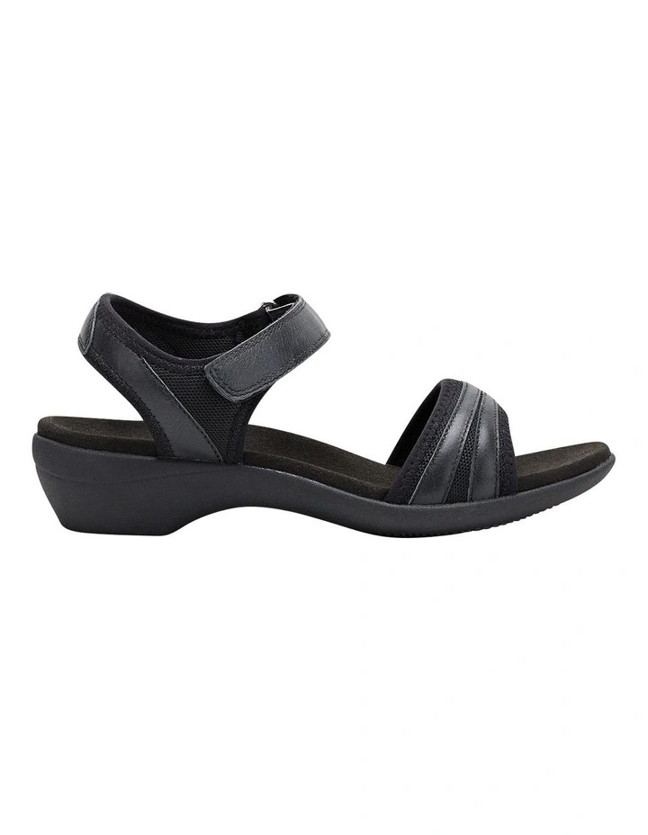 Best reviews of π― Hush Puppies Amazing Black Sandal π