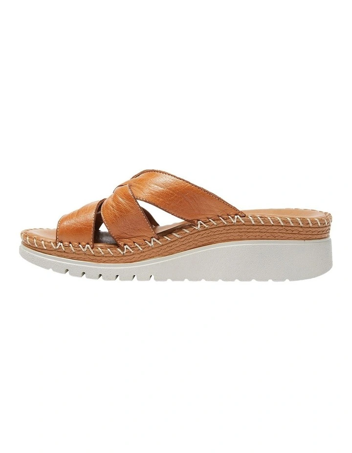 Brand new π€© Wide Steps Hannah Sandals In Tan Glove π - Image 3
