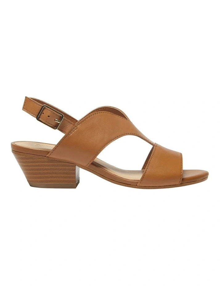 Budget β€οΈ Easy Steps Valetta Sandals In Tan Glove π