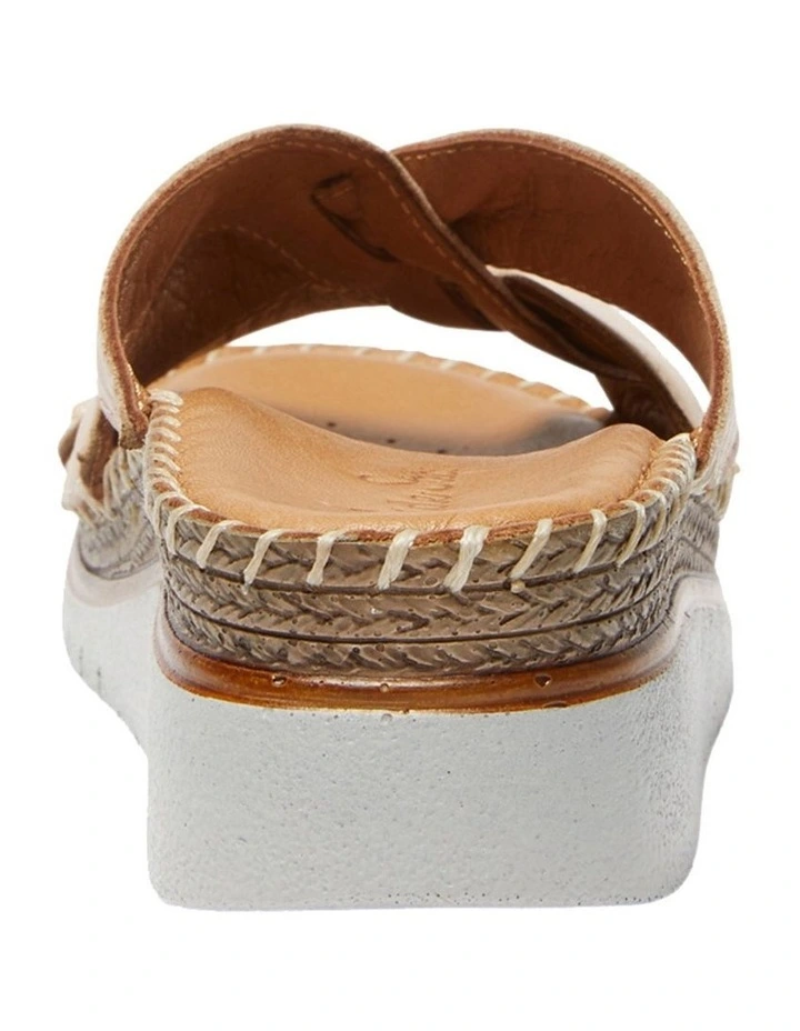 Promo π₯° Wide Steps Hannah Sandals In Blush Glove π― - Image 5